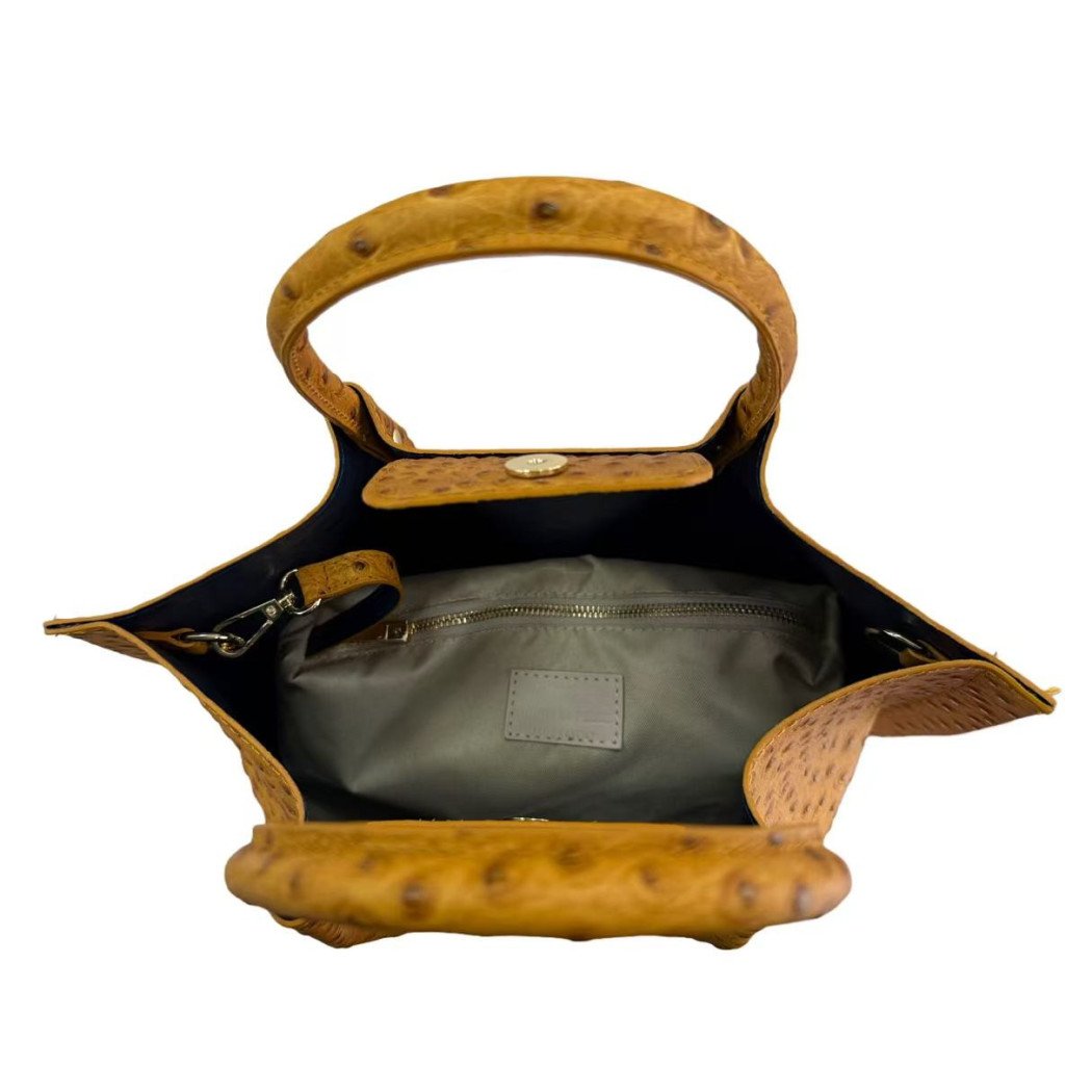 Cuir de vachette effet Ostrich - Modèle REF.0500216A