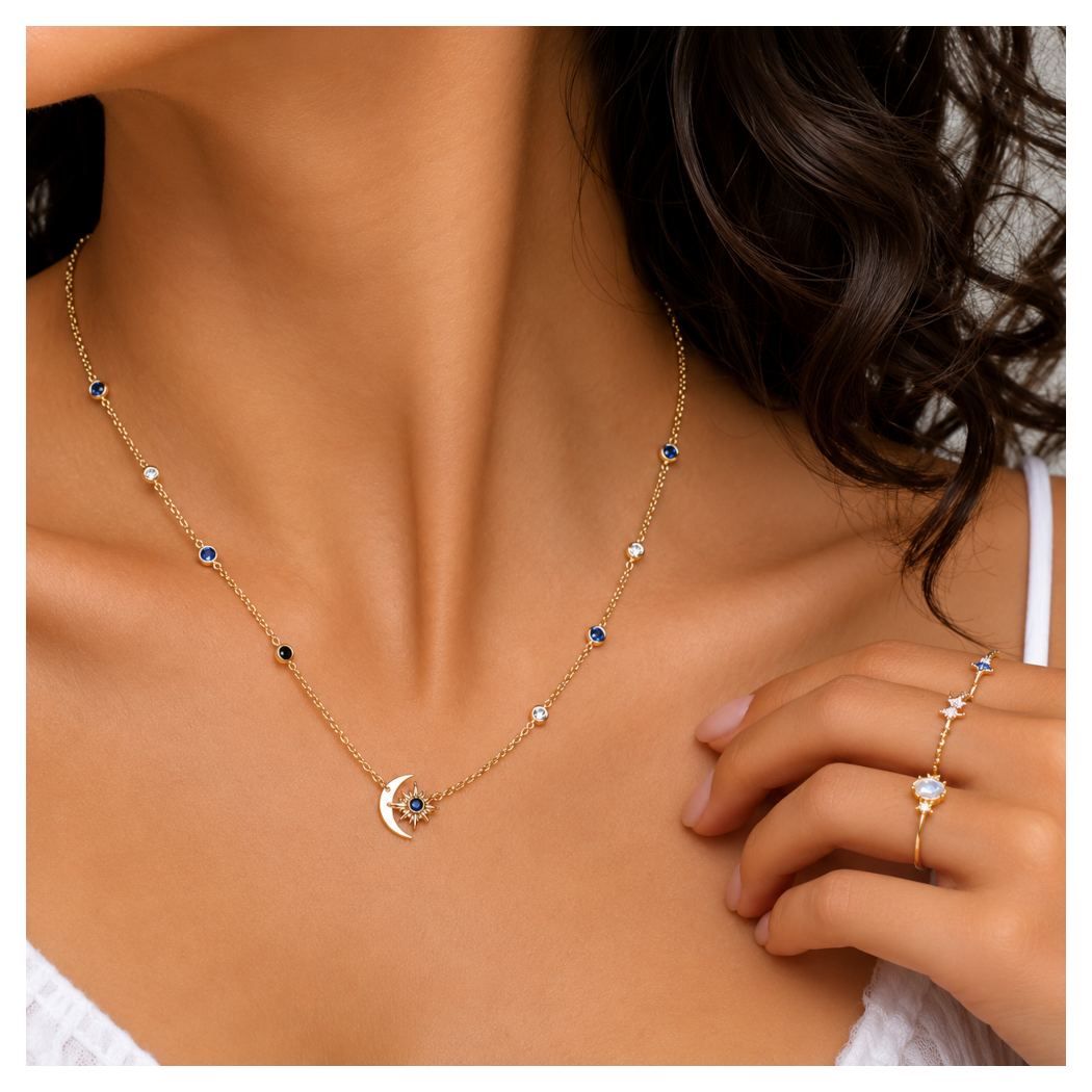 Collier vintage femme doré avec lune étoile et pierres bleues