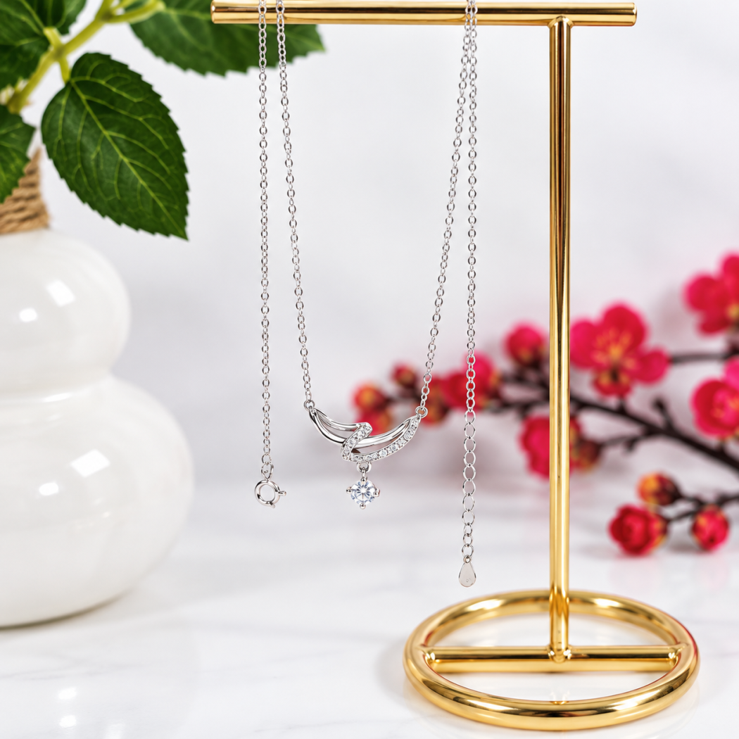 Collier femme en argent 925 avec pendentif géométrique en zircon