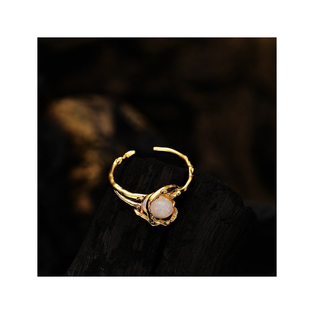 Bague ajustable en argent sterling S925 plaqué or | pierre Opale naturelle et design irrégulier
