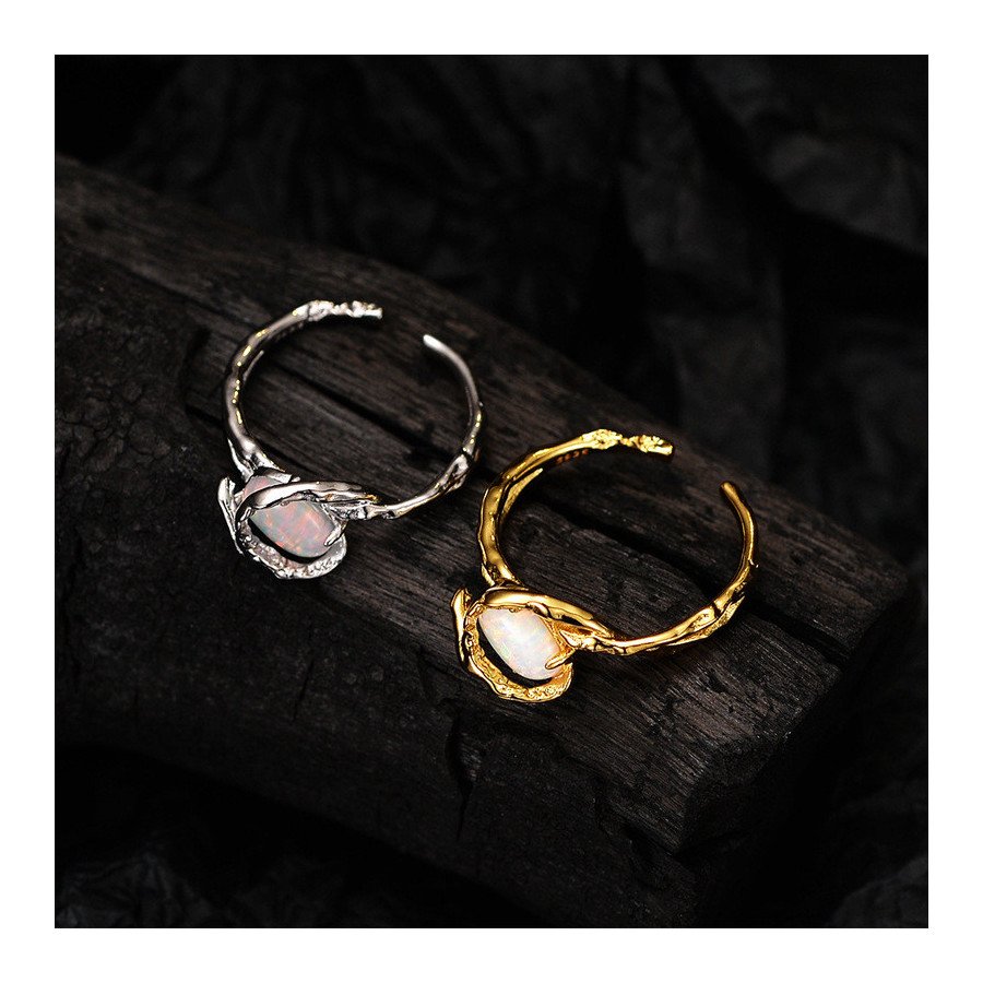 Bague ajustable en argent sterling S925 plaqué or | pierre Opale naturelle et design irrégulier