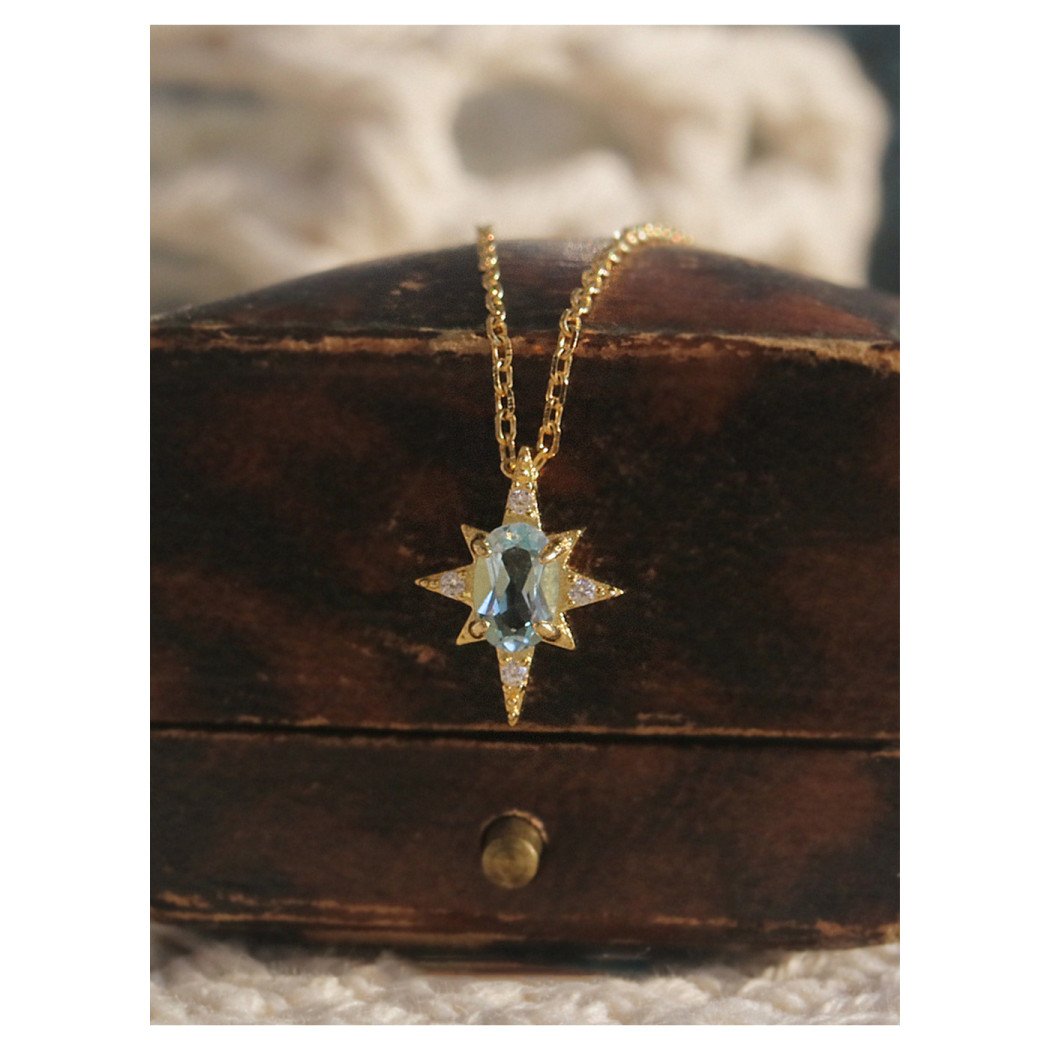 Collier Femme Argent 925 avec Pendentif Ovale en Zircon Bleu Ciel