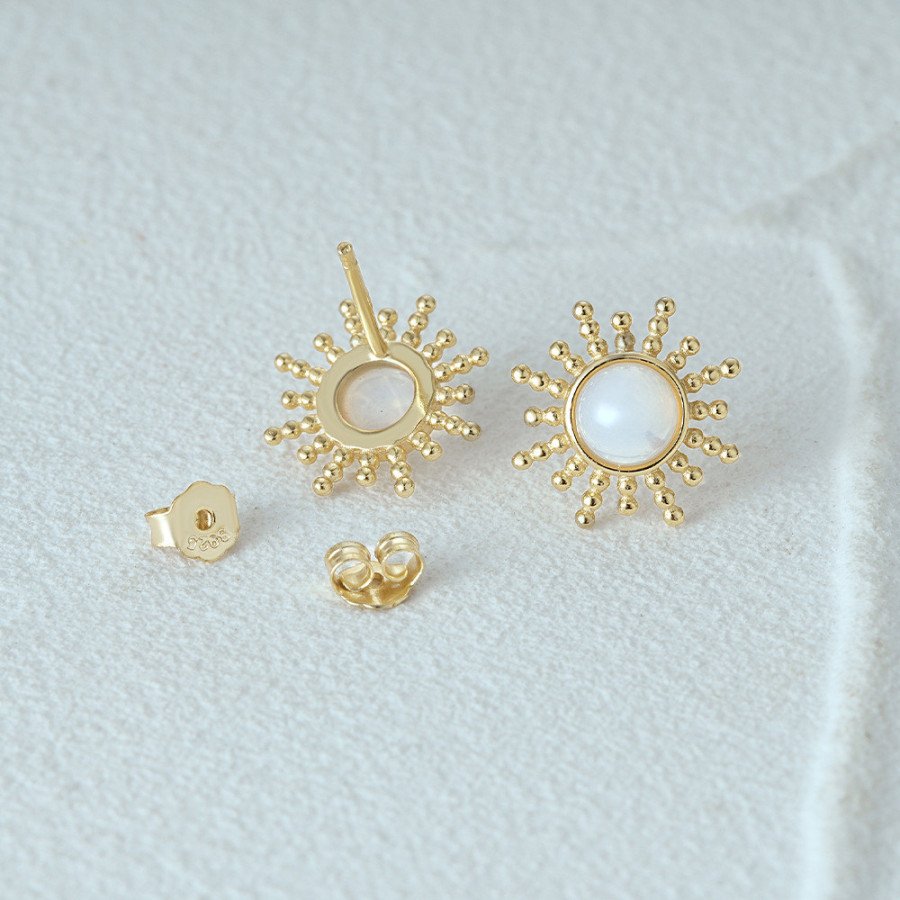 Boucles d'oreilles motif soleil en argent S925 plaqué or 18k avec pierre de lune naturelle